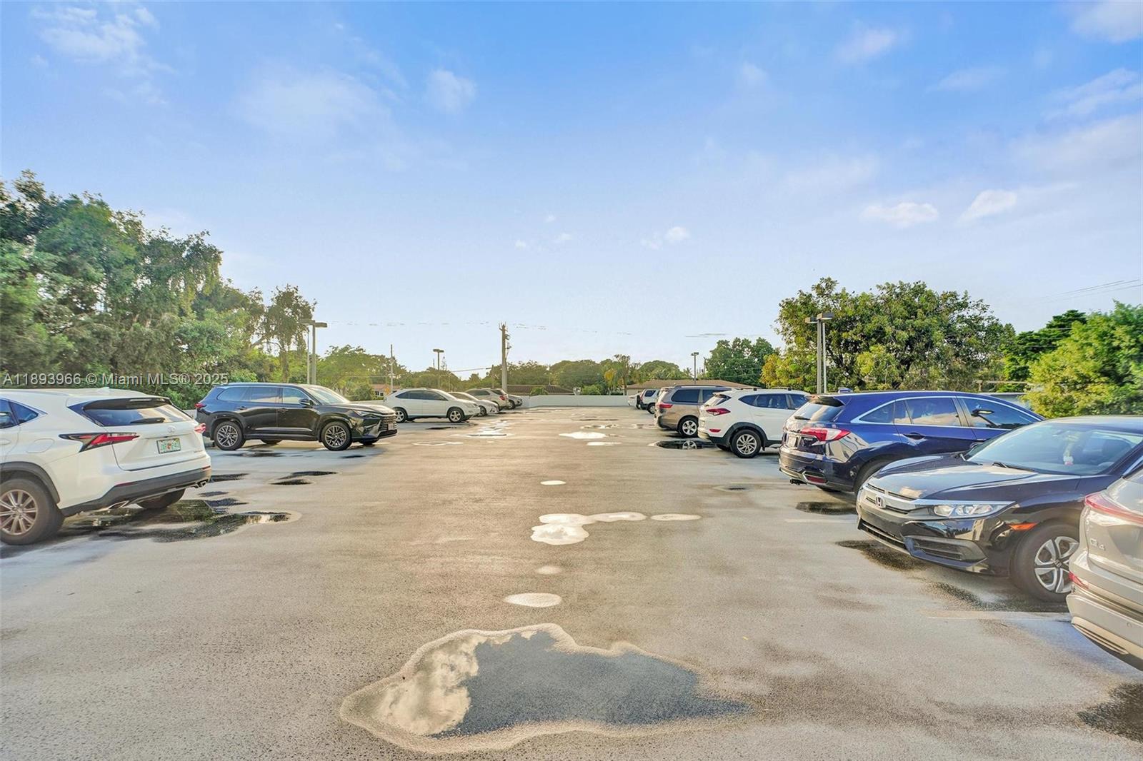 HARBOUR POINTE OF MIAMI C - Residential
