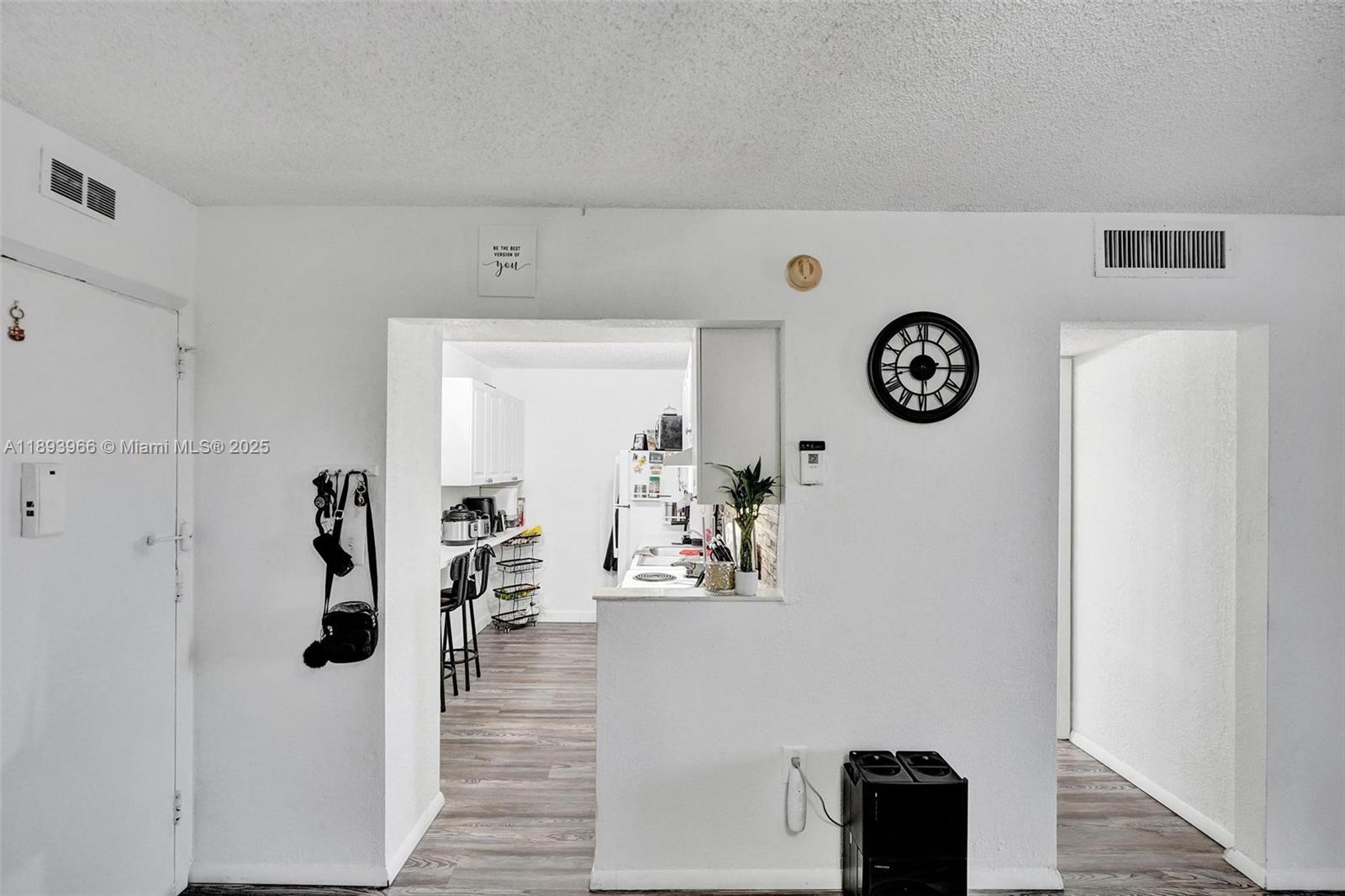 HARBOUR POINTE OF MIAMI C - Residential