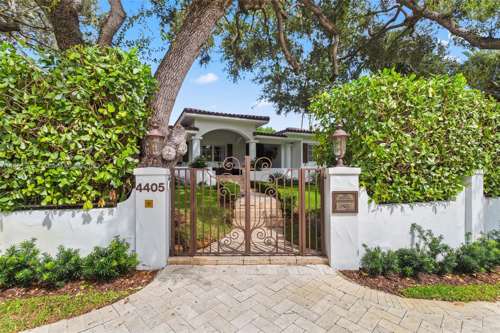 C GAB COUNTRY CLUB SEC 5 - Residential