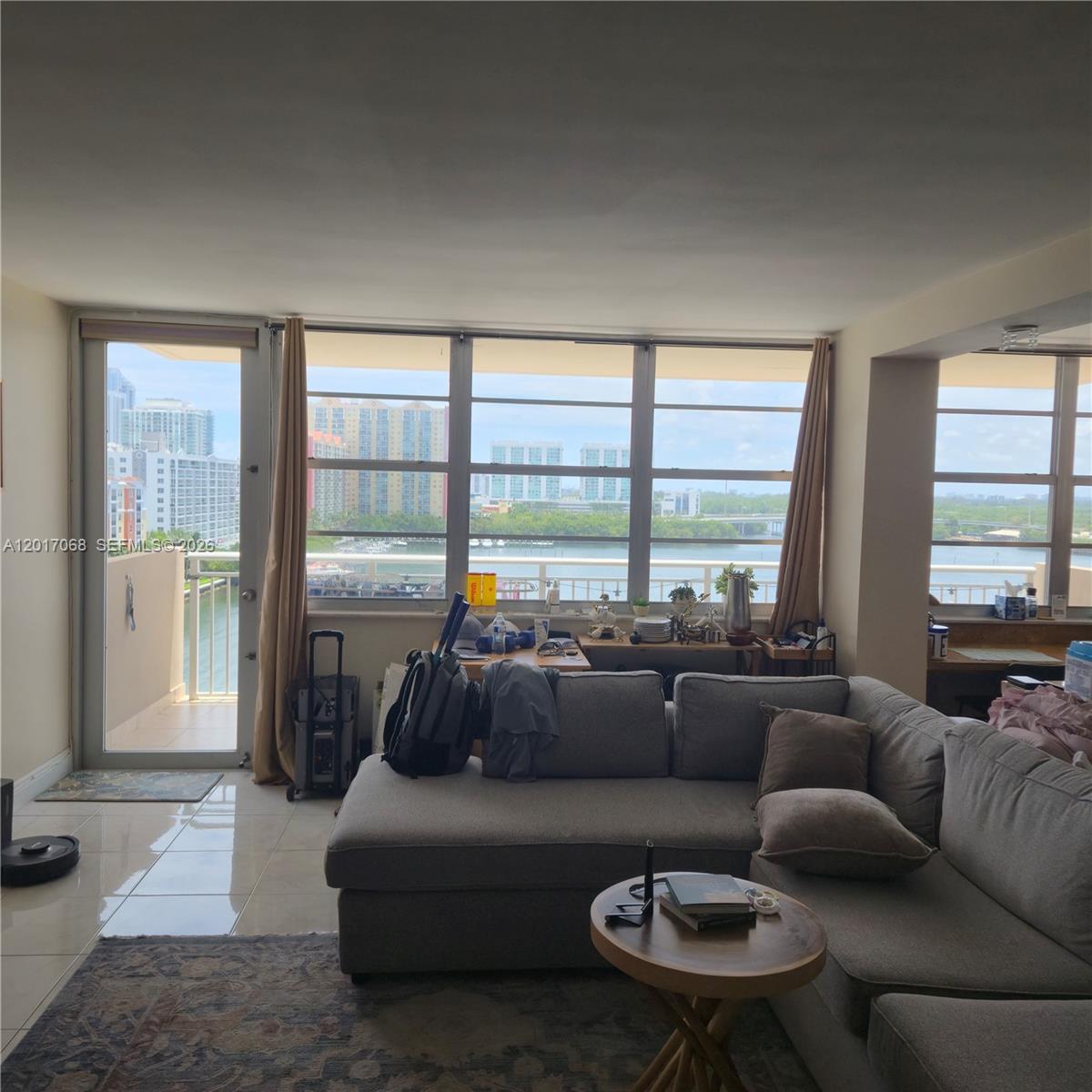 250 SE 174th St 1020