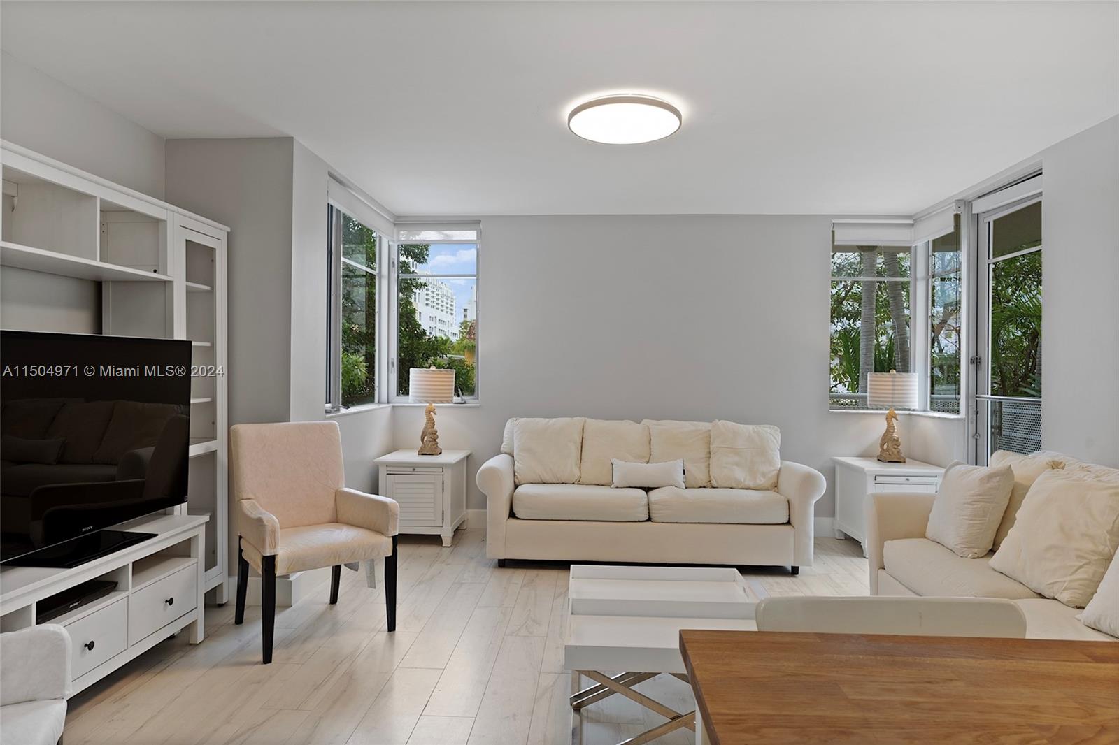 THE DANTON CONDO - Residential Lease