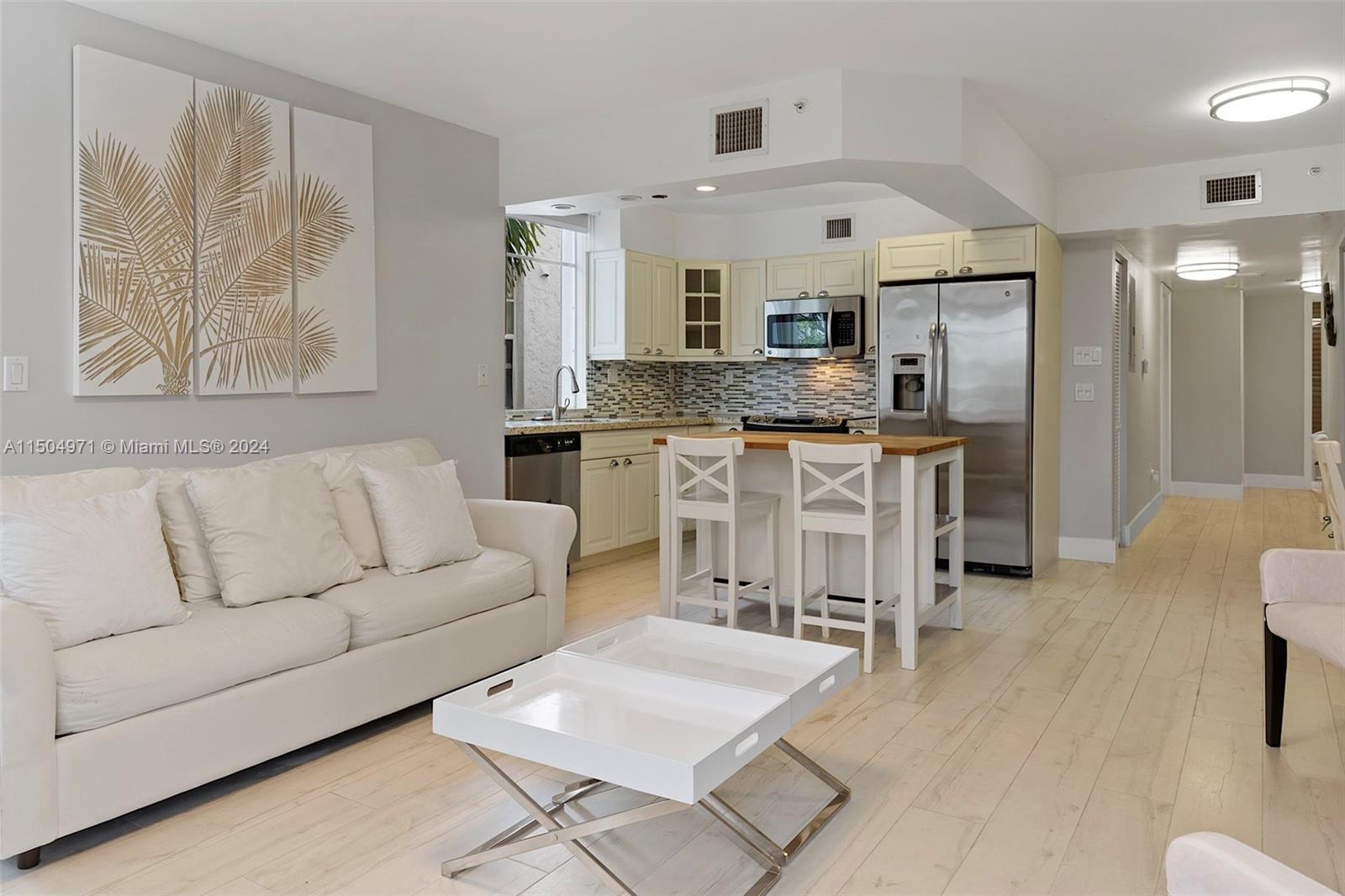 THE DANTON CONDO - Residential Lease