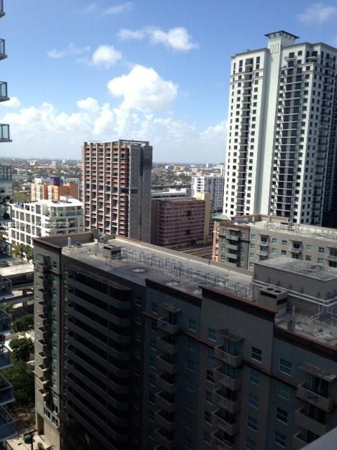 1100 S Miami Ave 2006