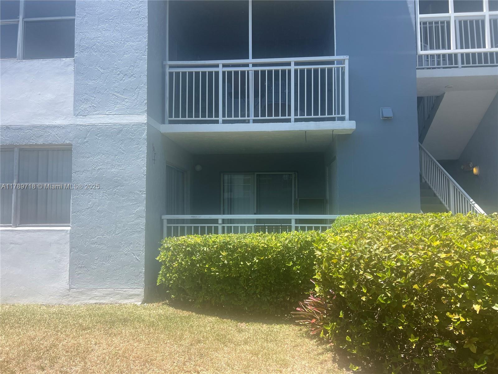 8580 SW 212th St 104