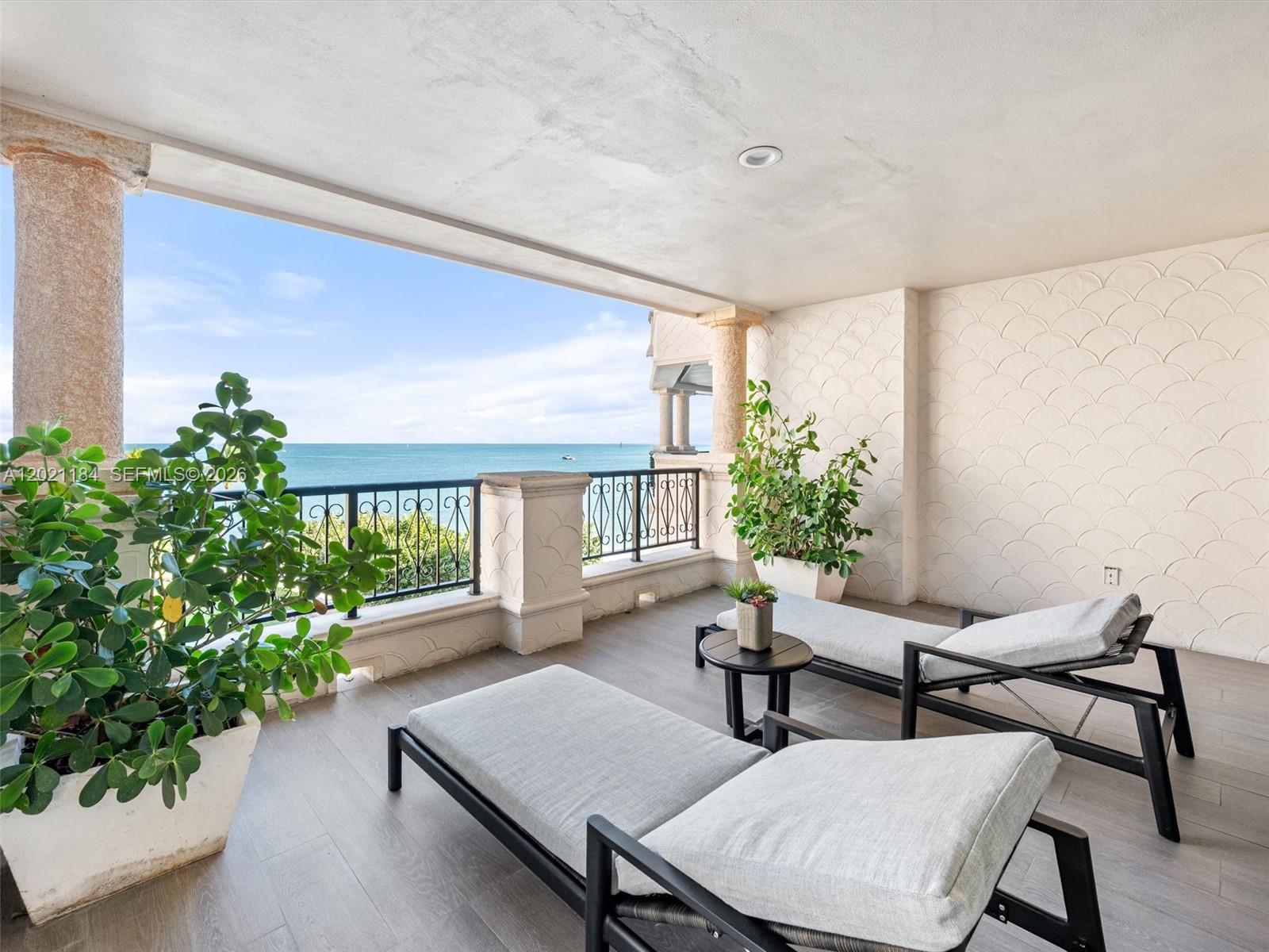 7400 OCEANSIDE AT FISHER - Residential