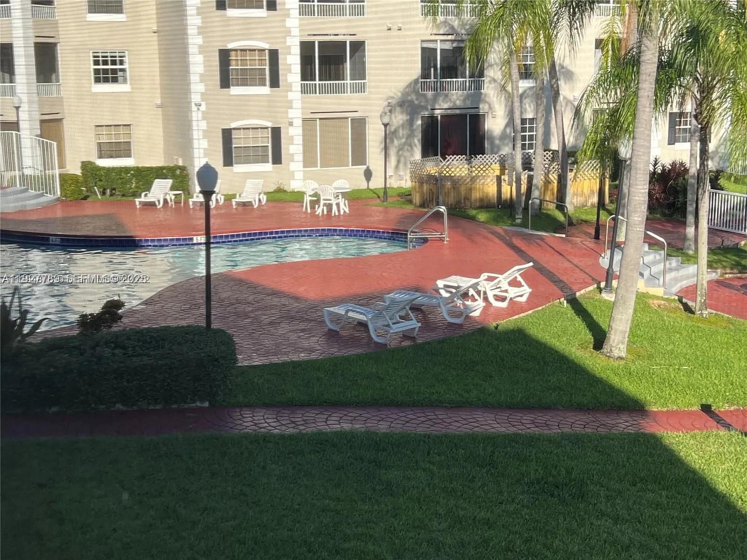 LAKEVIEW CLUB CONDO - Residential Lease