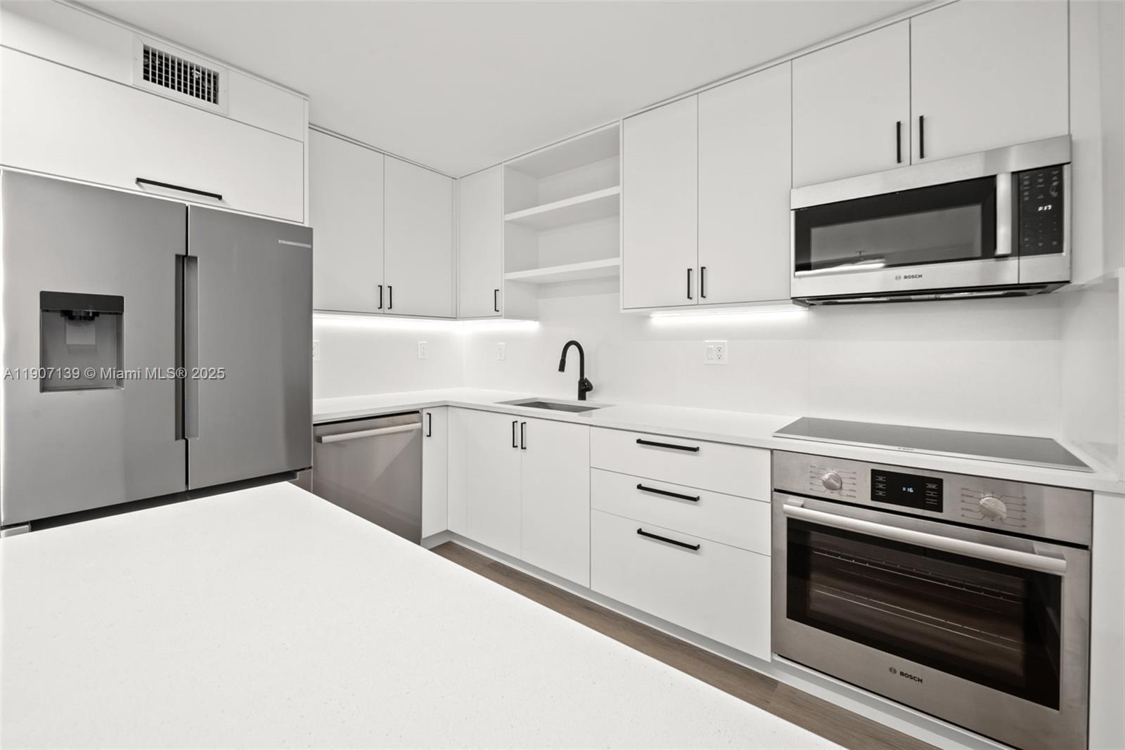 GRANDA DADELAND CONDO - Residential Lease