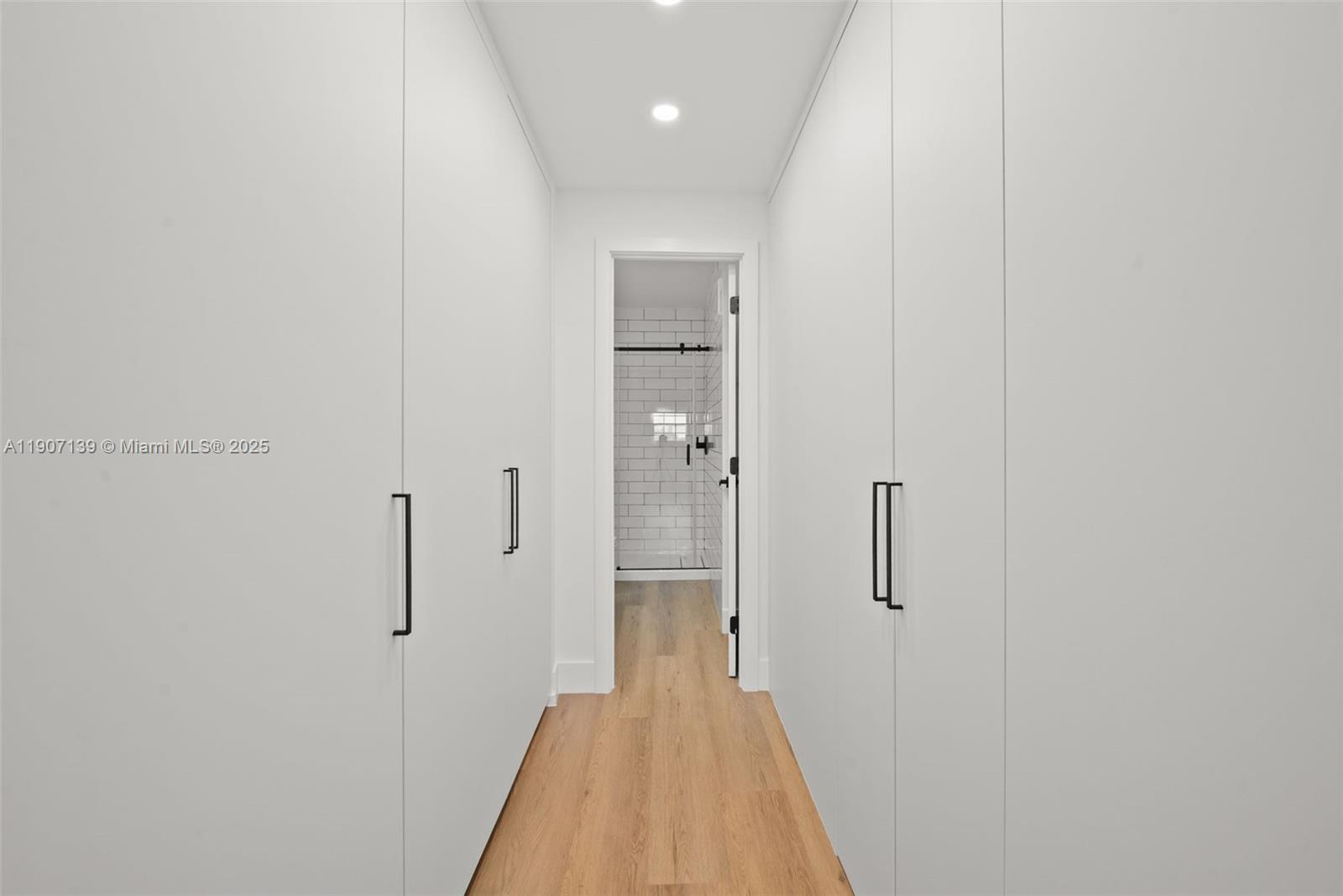 GRANDA DADELAND CONDO - Residential Lease