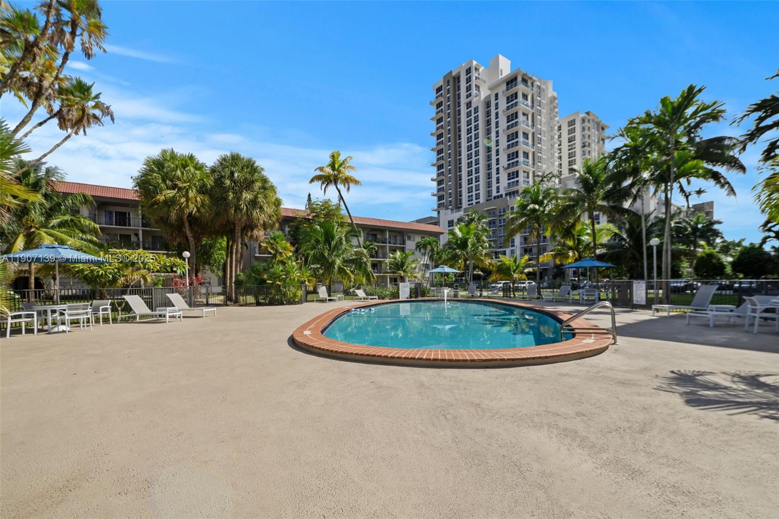 GRANDA DADELAND CONDO - Residential Lease