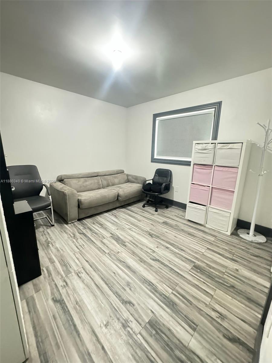 UNIVERSITY PARK WEST SEC - Residential Lease