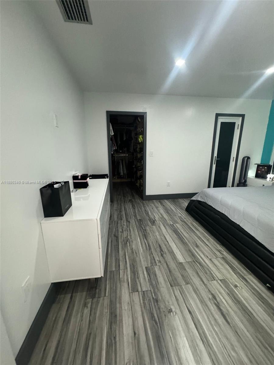 UNIVERSITY PARK WEST SEC - Residential Lease