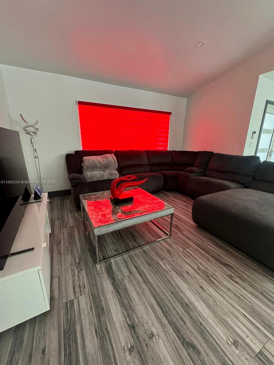 UNIVERSITY PARK WEST SEC - Residential Lease