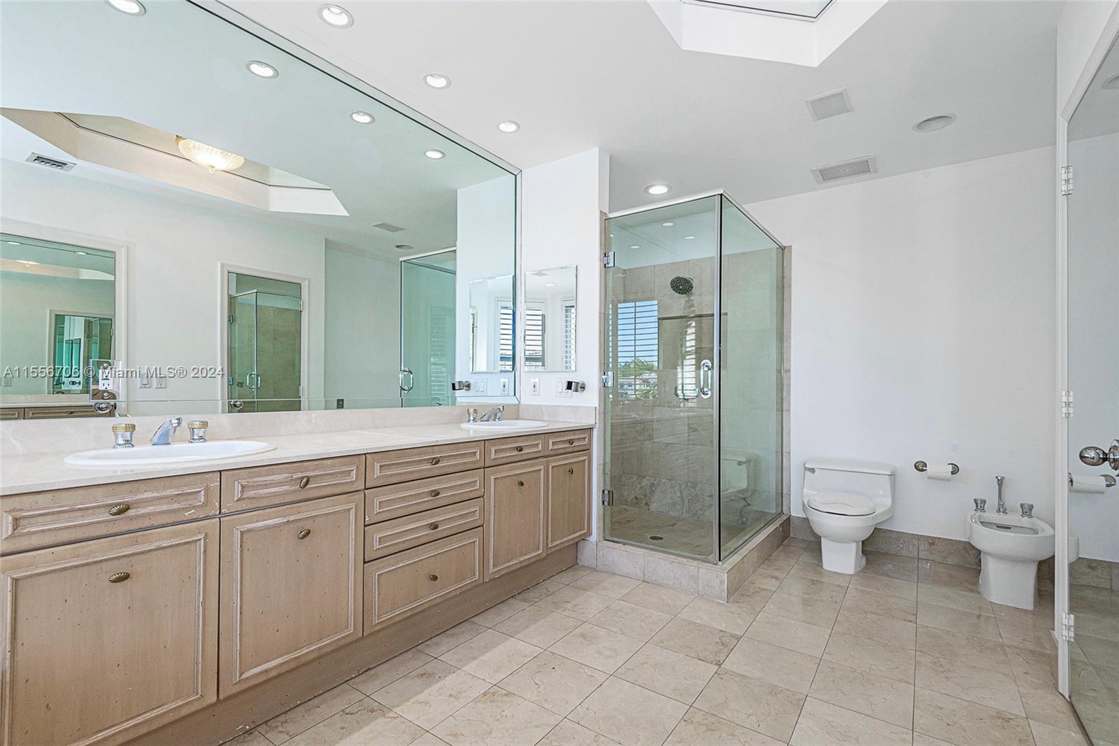 THE COURTYARDS AT THE POI - Residential