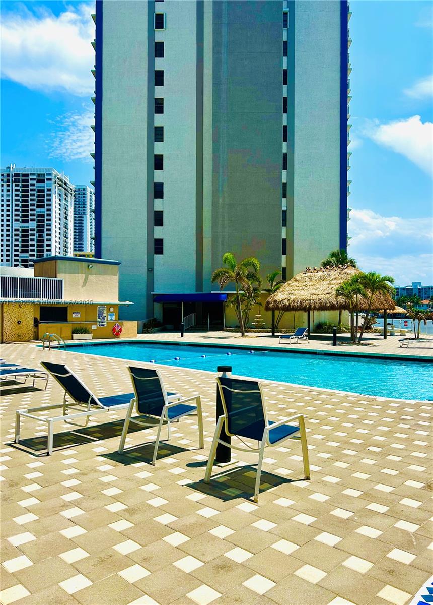ALLINGTON TOWERS NORTH CO - Residential