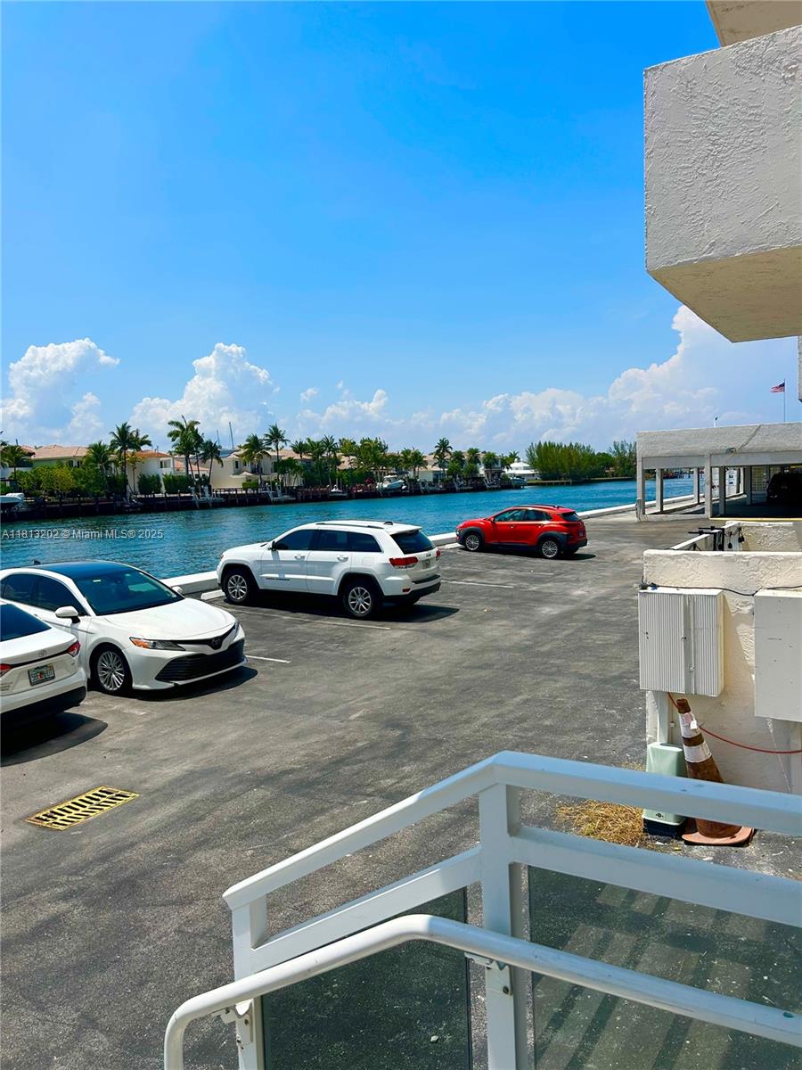1500 S Ocean Dr PHJ