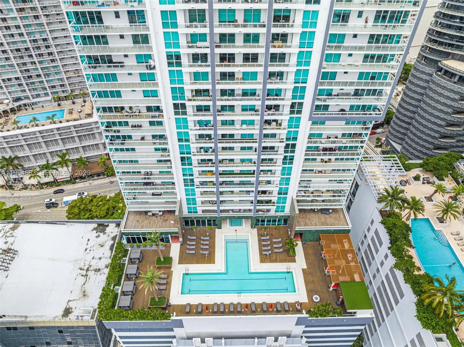 THE BOND (1080 BRICKELL) - Residential