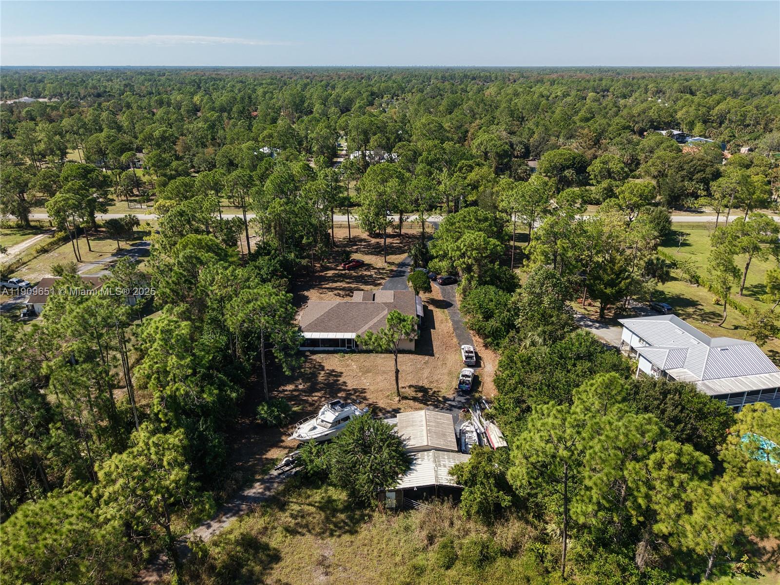 341800 - GOLDEN GATE EST U - Residential