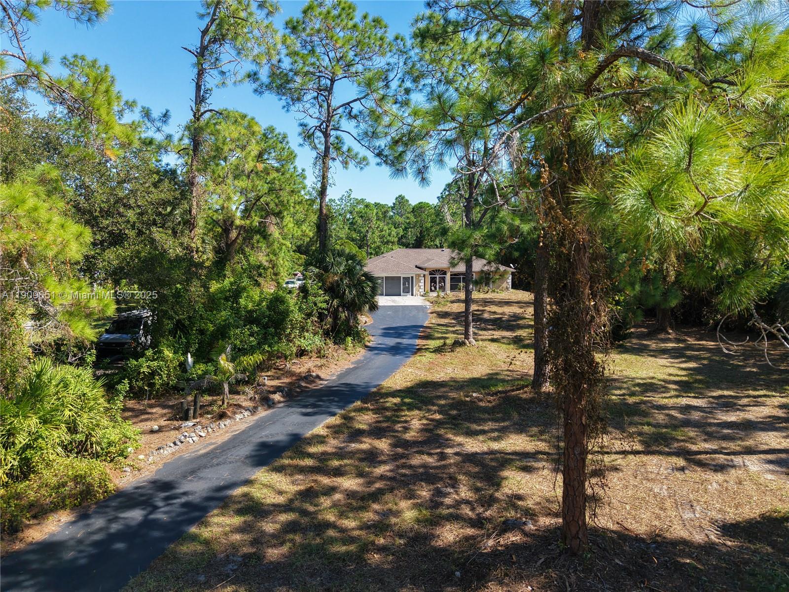 341800 - GOLDEN GATE EST U - Residential