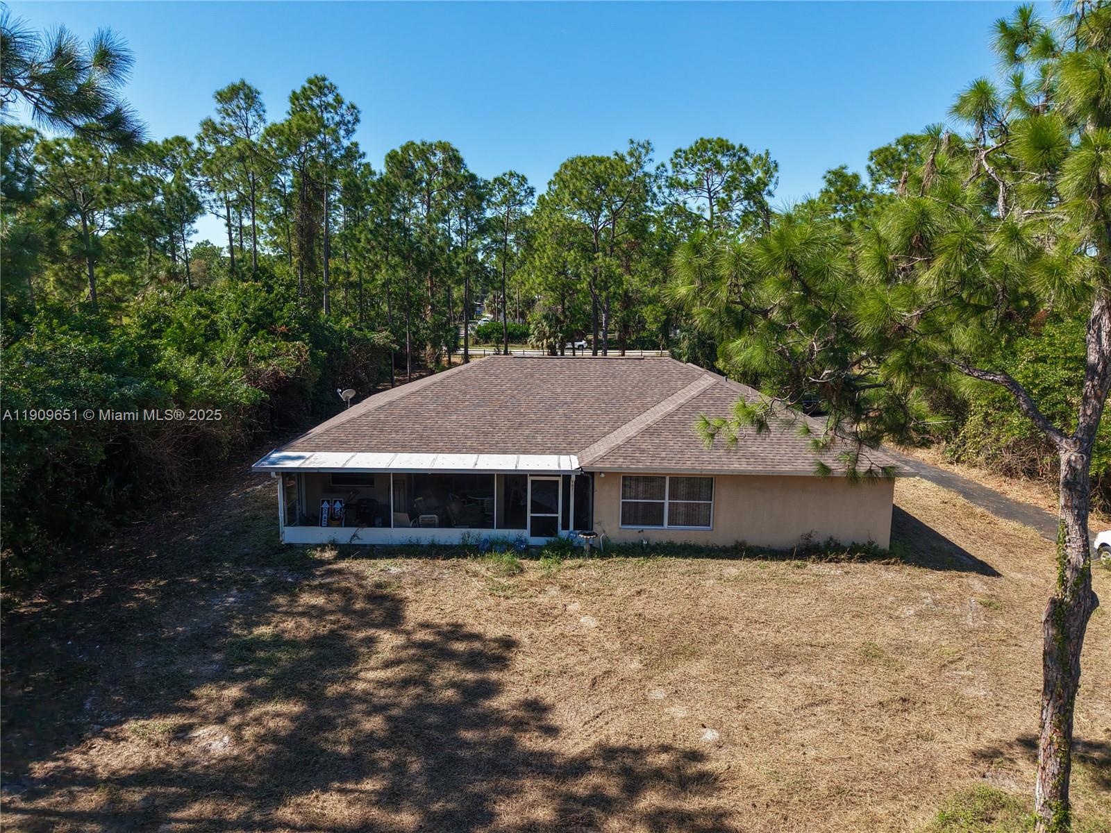 341800 - GOLDEN GATE EST U - Residential