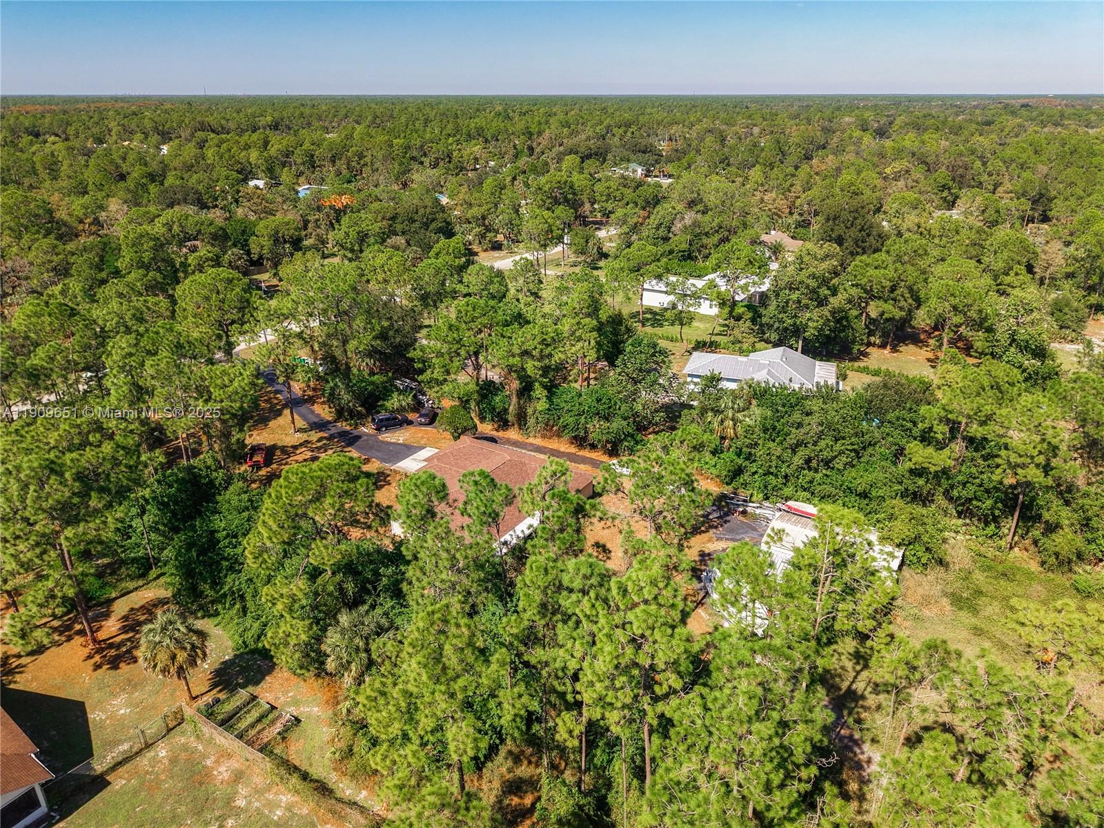 341800 - GOLDEN GATE EST U - Residential