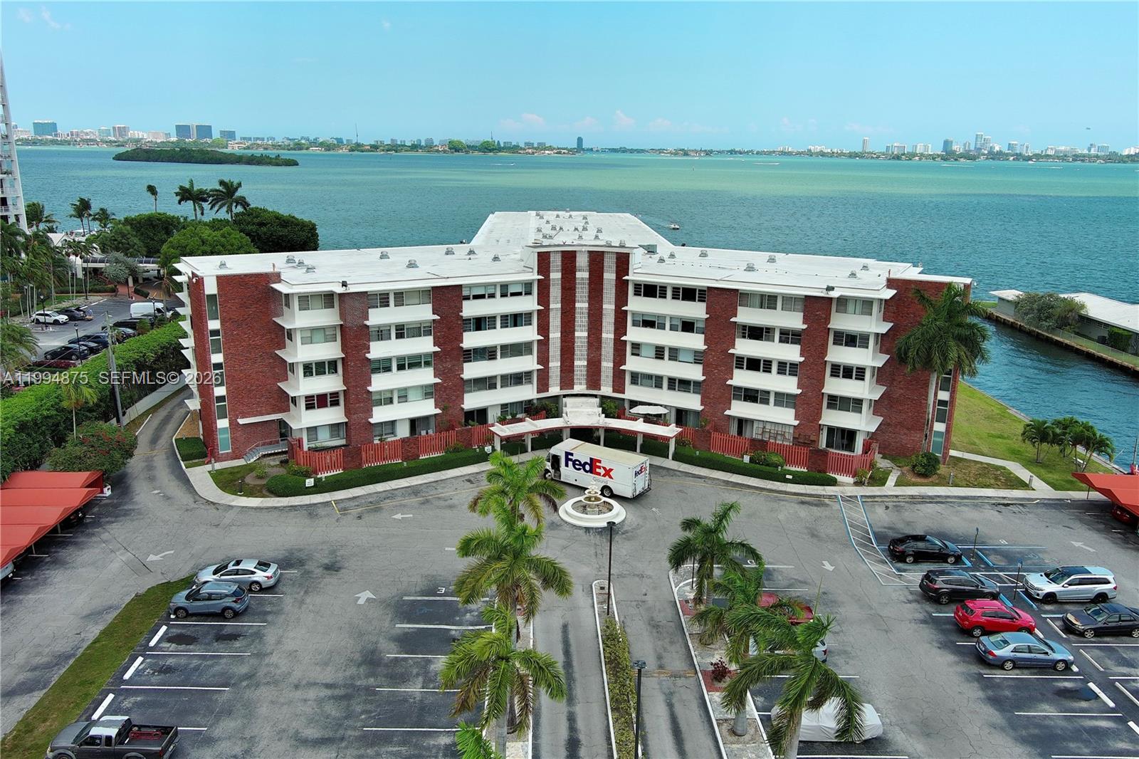 The Shores Condo - Residential
