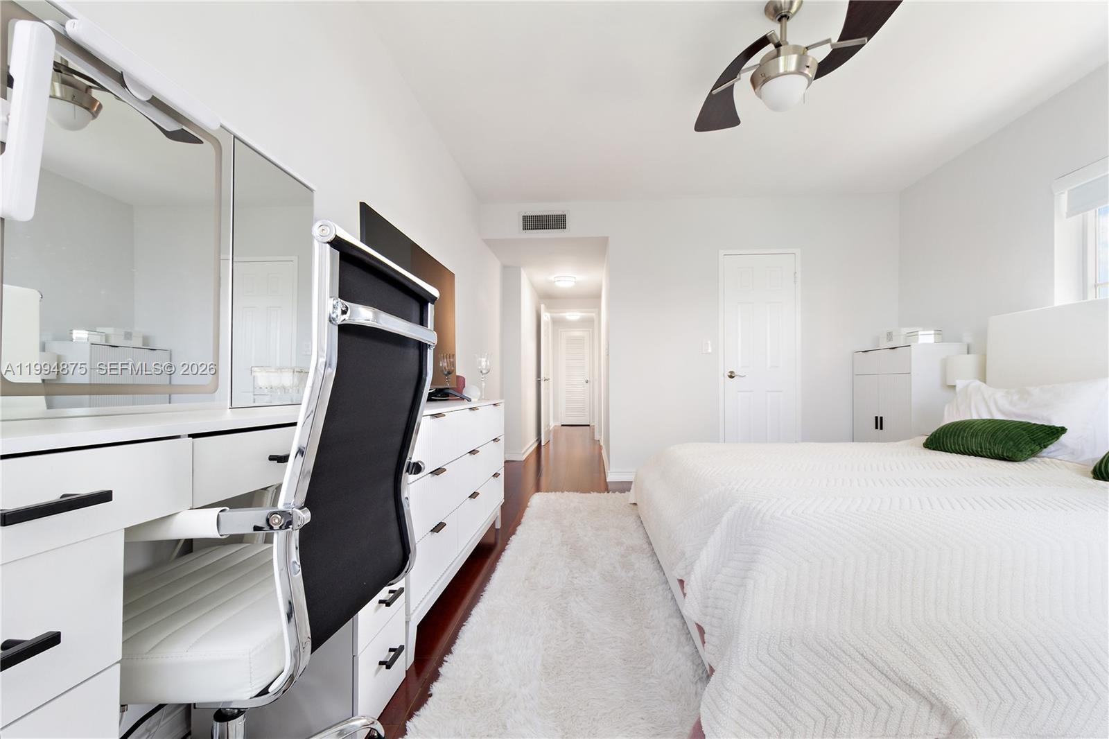 The Shores Condo - Residential