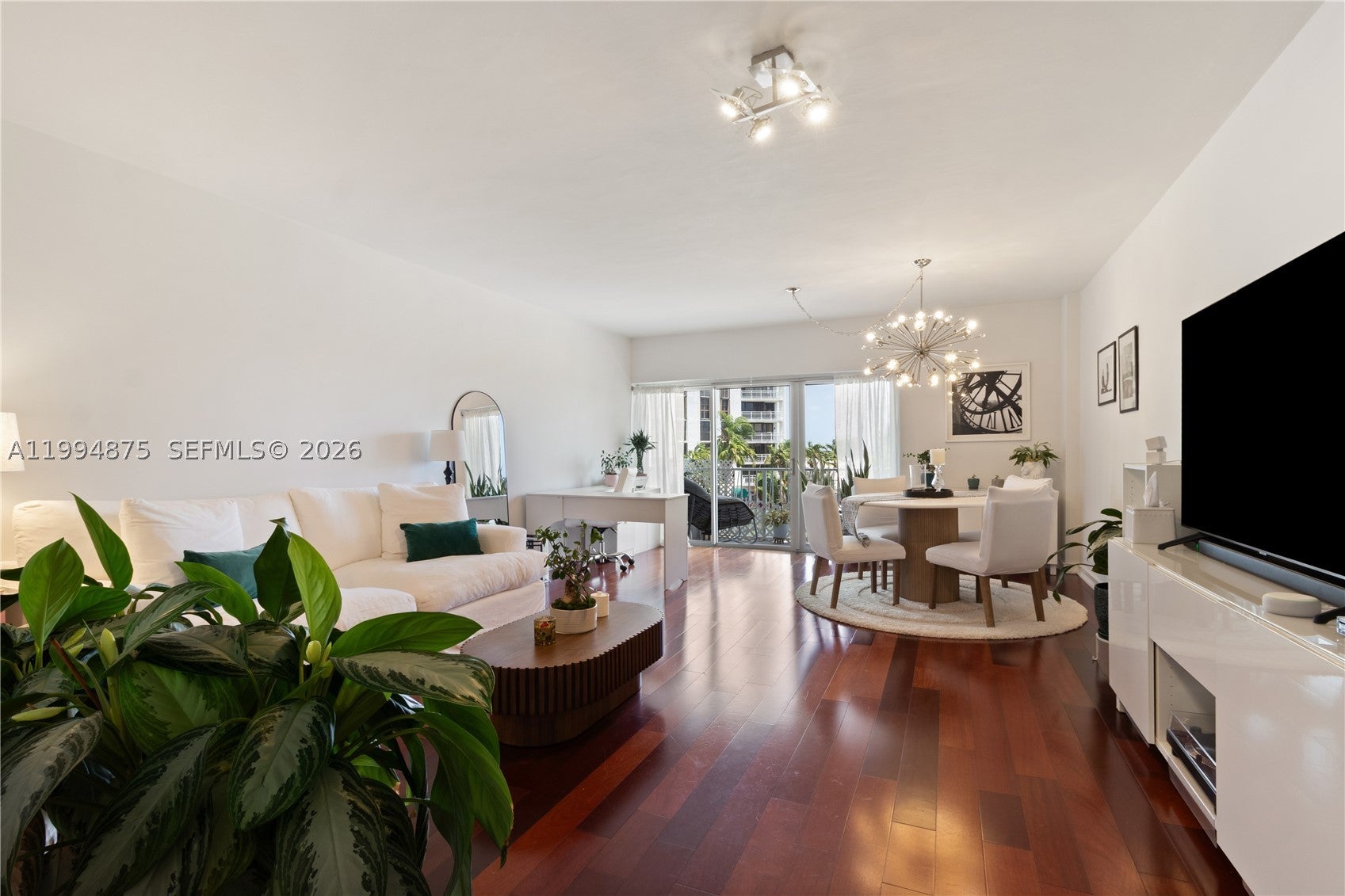 1700 NE 105th 408