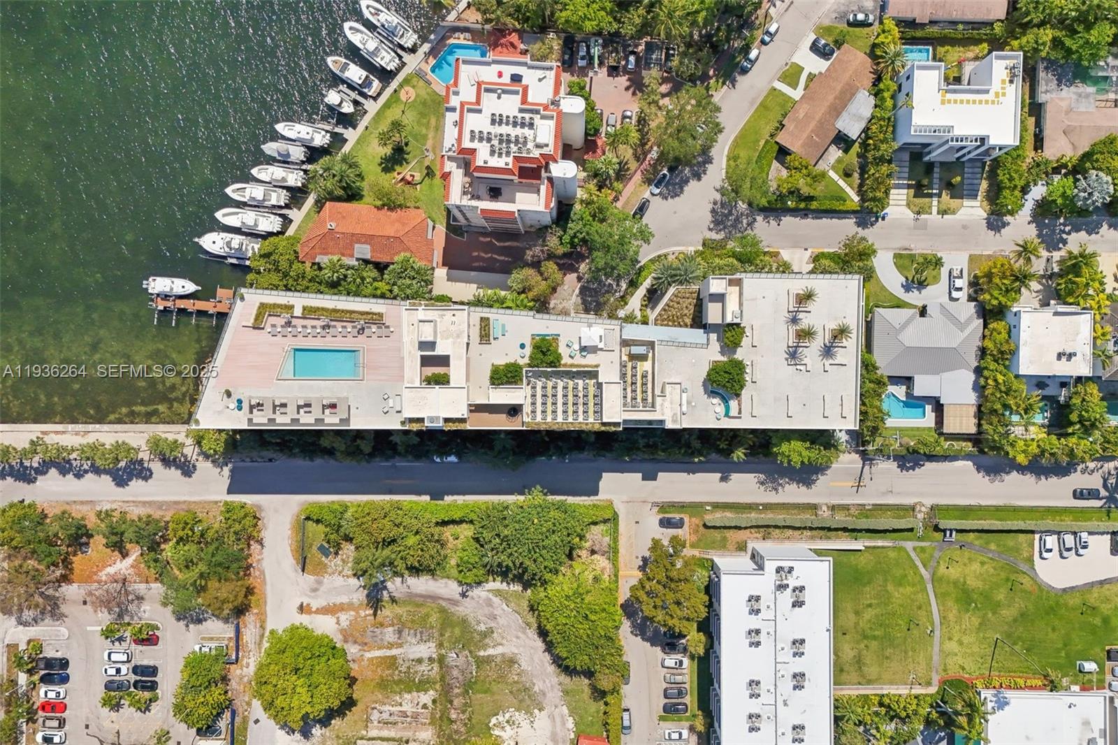 BRICKELLS FLAGLER - Residential