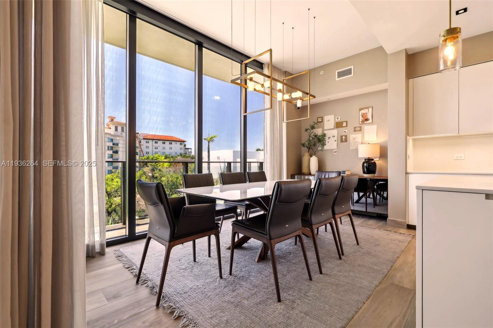 3581 E Glencoe St 309