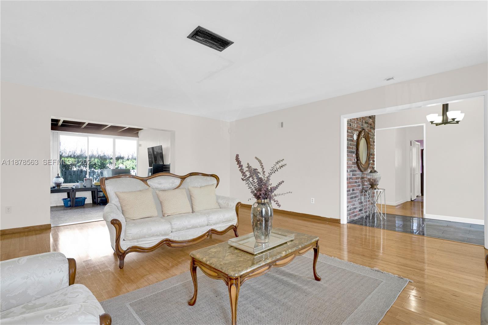 NORTH DADE COUNTRY CLUB V - Residential