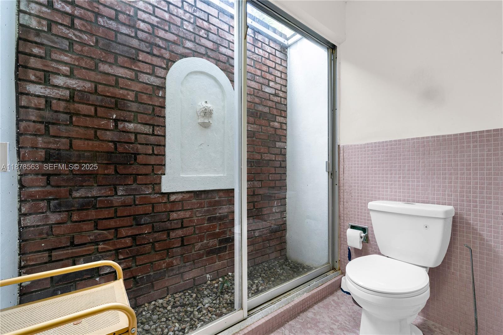 NORTH DADE COUNTRY CLUB V - Residential