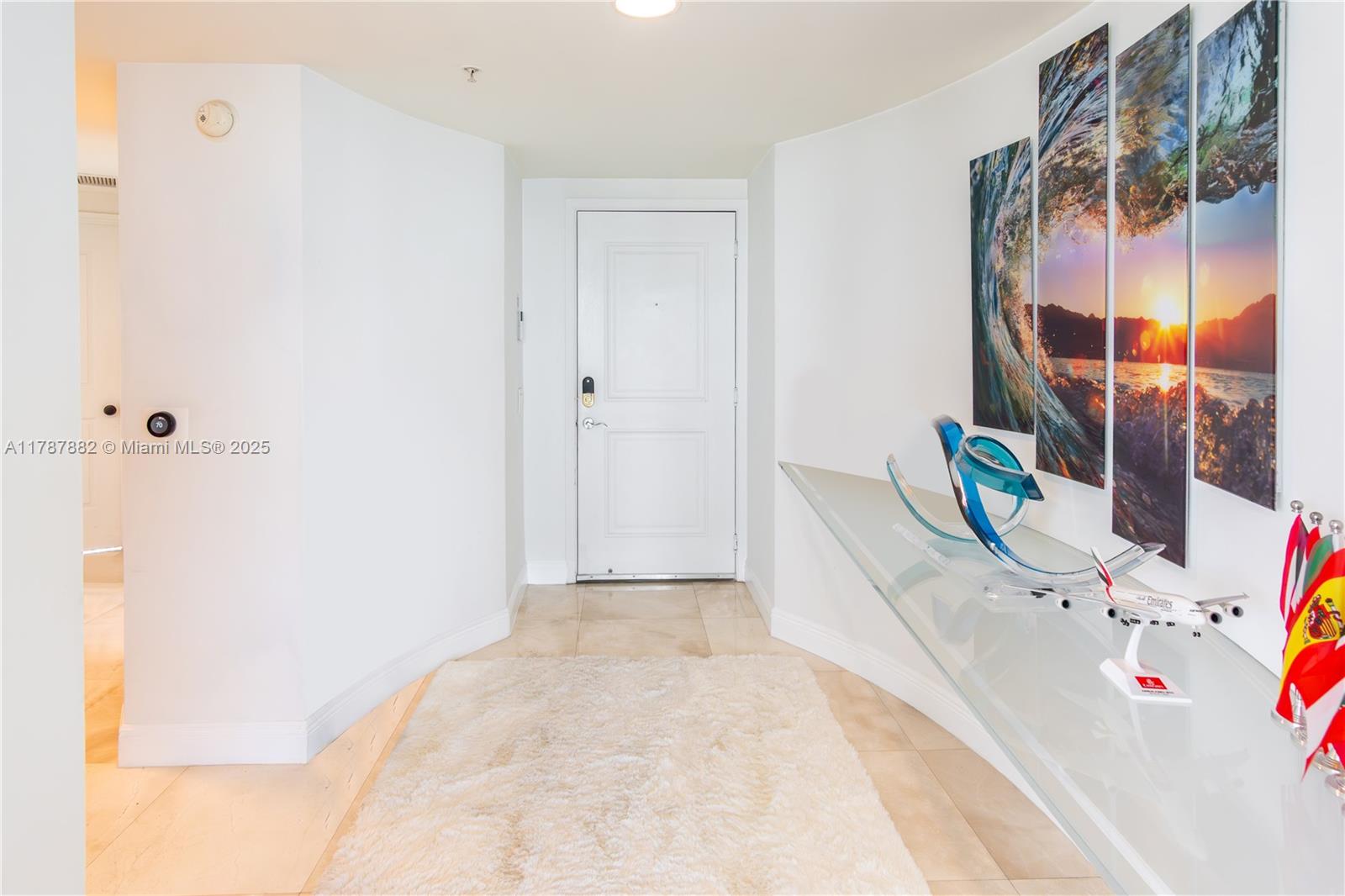 PLATINUM CONDO - Residential