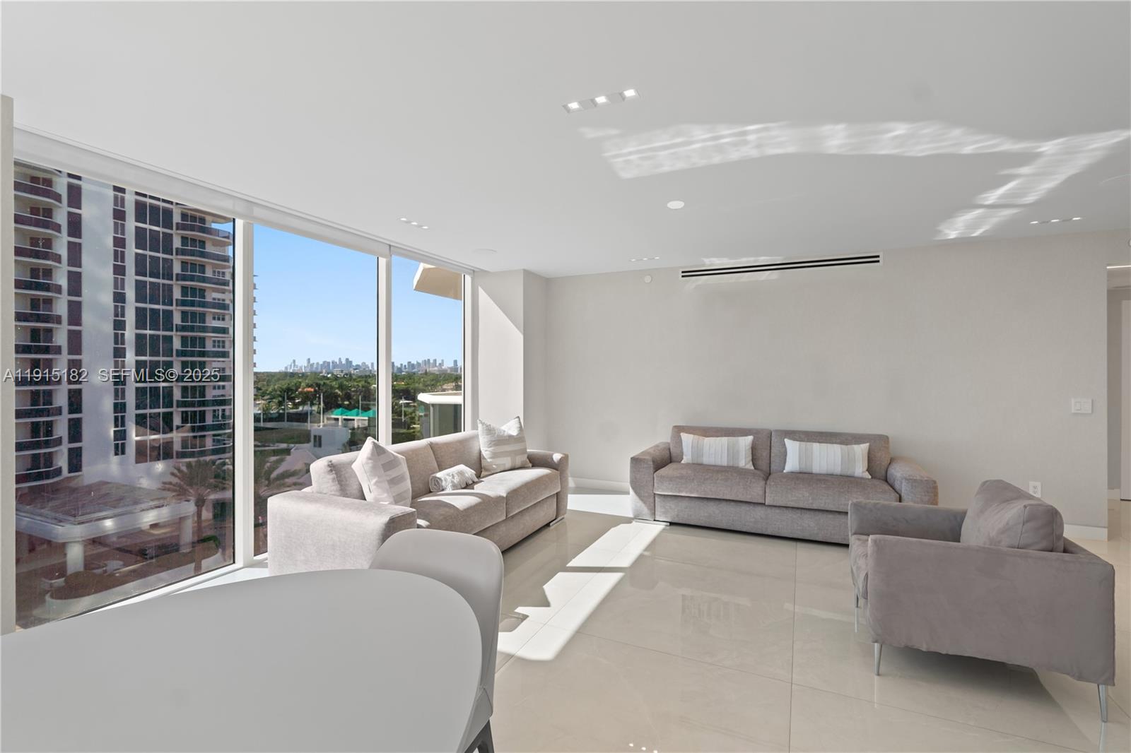 BLUE DIAMOND CONDO - Residential