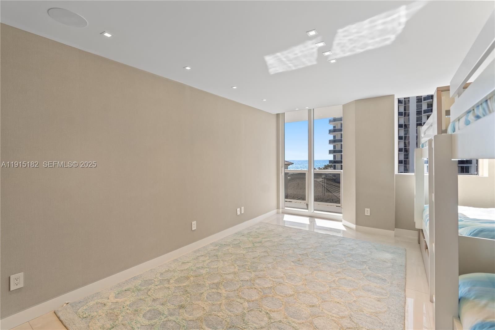 BLUE DIAMOND CONDO - Residential