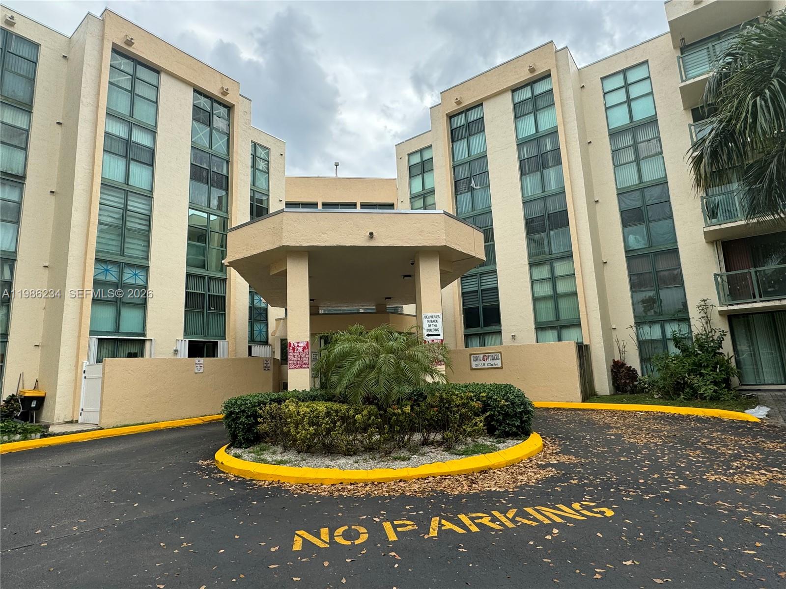 CORAL TOWERS CONDO - Residential