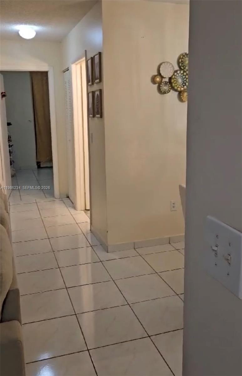 CORAL TOWERS CONDO - Residential