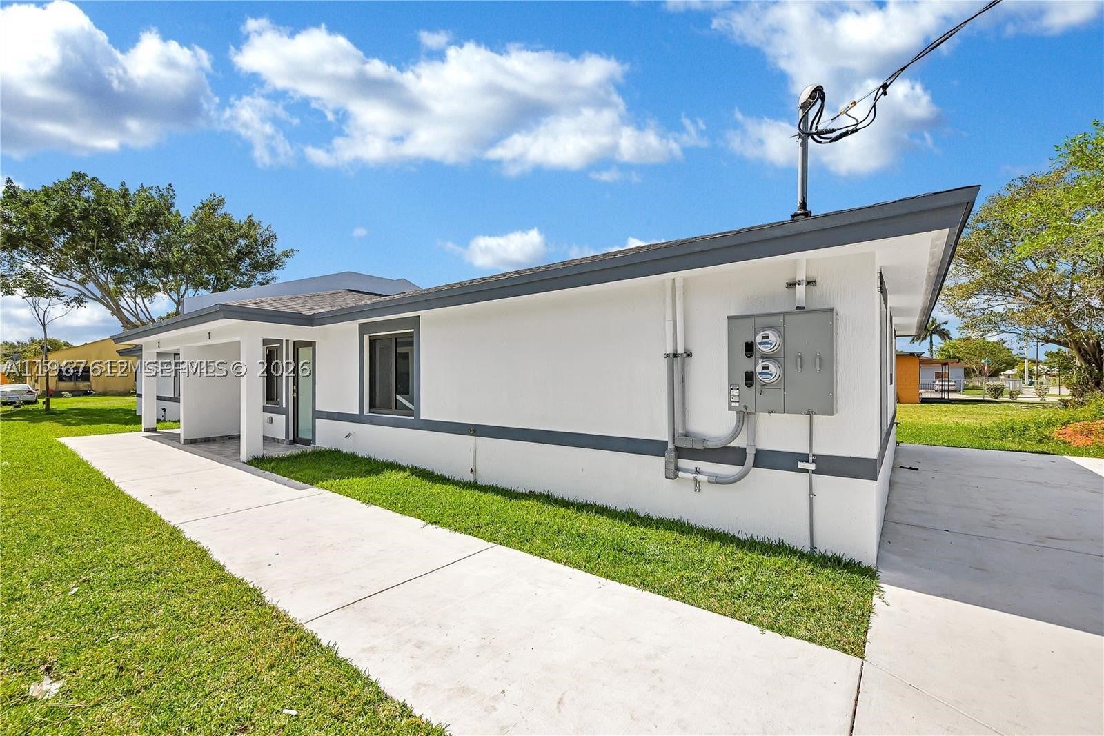 673 NW 14th St