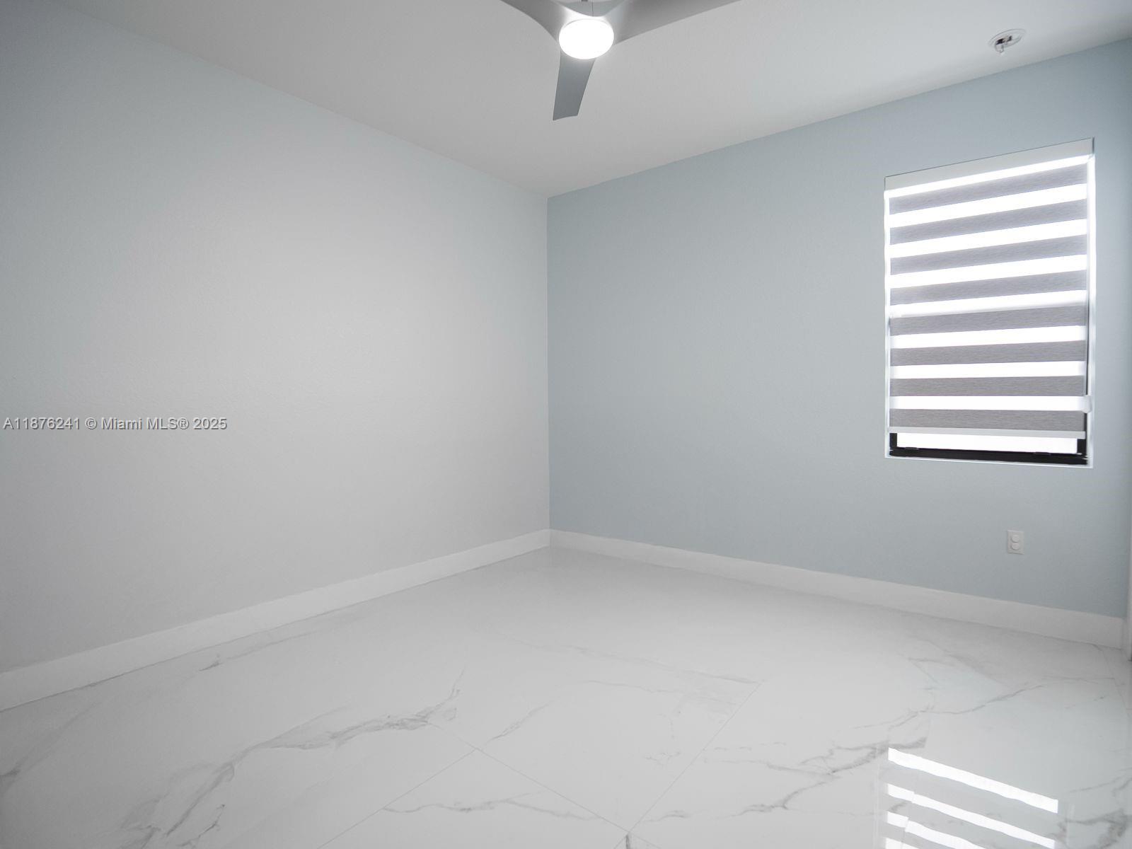 CORAL WAY BY LUXCOM - Residential