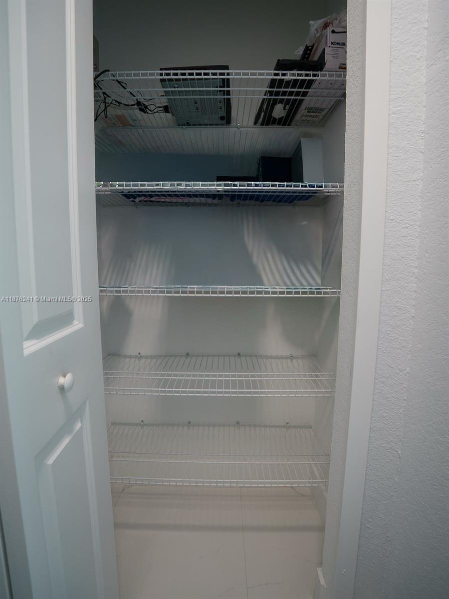 CORAL WAY BY LUXCOM - Residential