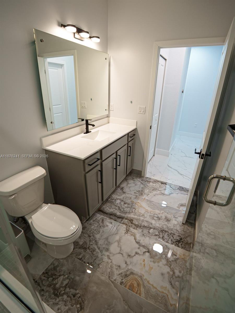 CORAL WAY BY LUXCOM - Residential