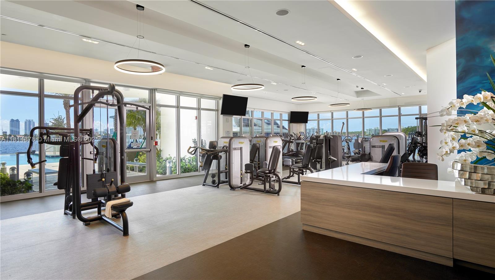 MARINA PALMS RESIDENCES N - Residential