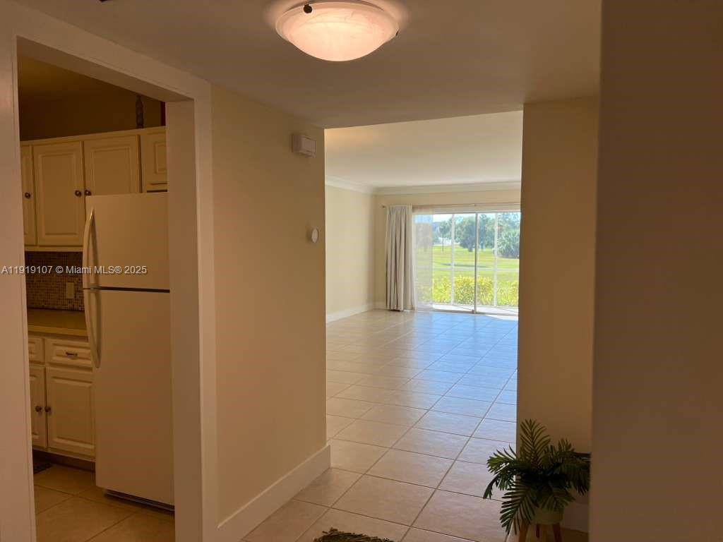 NO 5 PALM-AIRE COUNTRY CL - Residential Lease