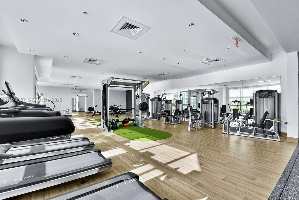 FOUR MIDTOWN MIAMI CONDO - Residential