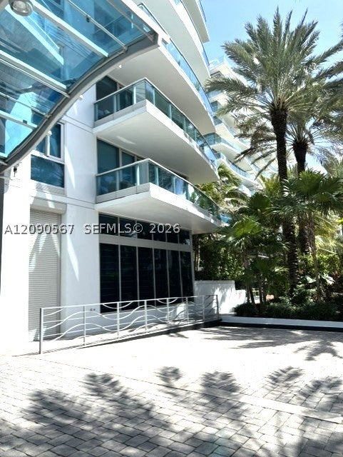 9401 W Collins Ave 303