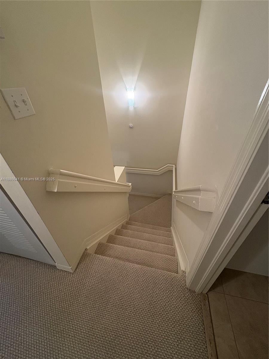 ROYAL POINCIANA VILLAGE C - Residential Lease