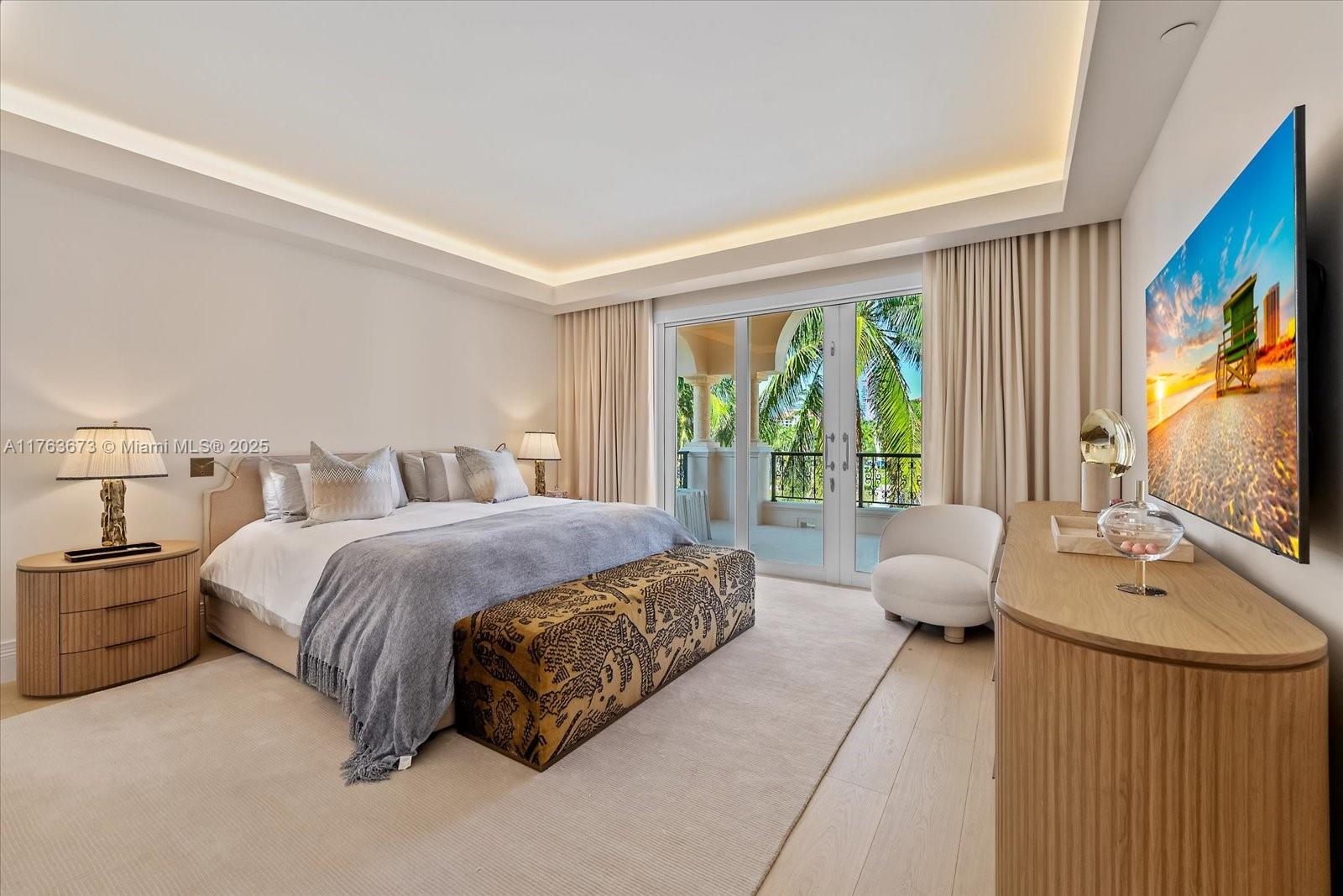 SEASIDE CONDO - Residential