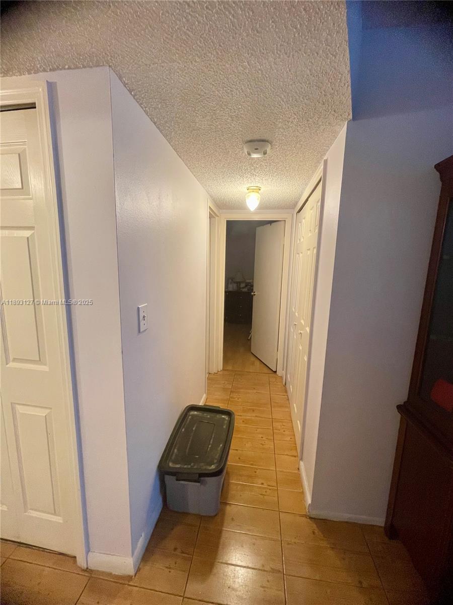 SANDS POINT CONDOMINIUM I - Residential