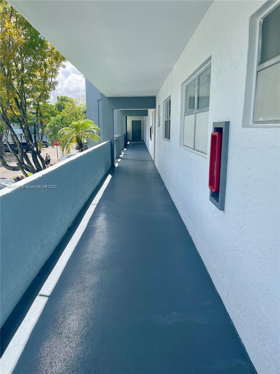 SANDS POINT CONDOMINIUM I - Residential