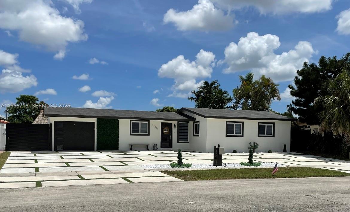 PALM SPRINGS NORTH SEC S - Residential