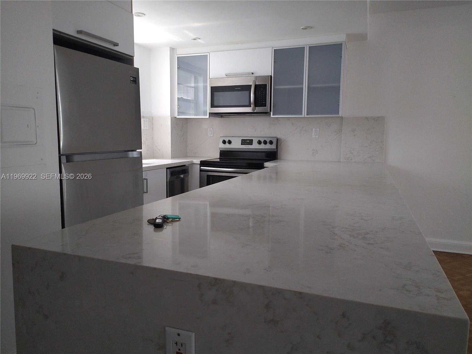 BAY PARK TOWERS CONDO - Residential Lease